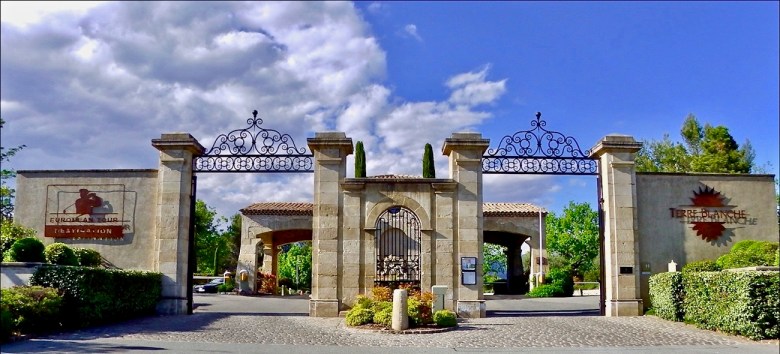Terre Blanche Entrée