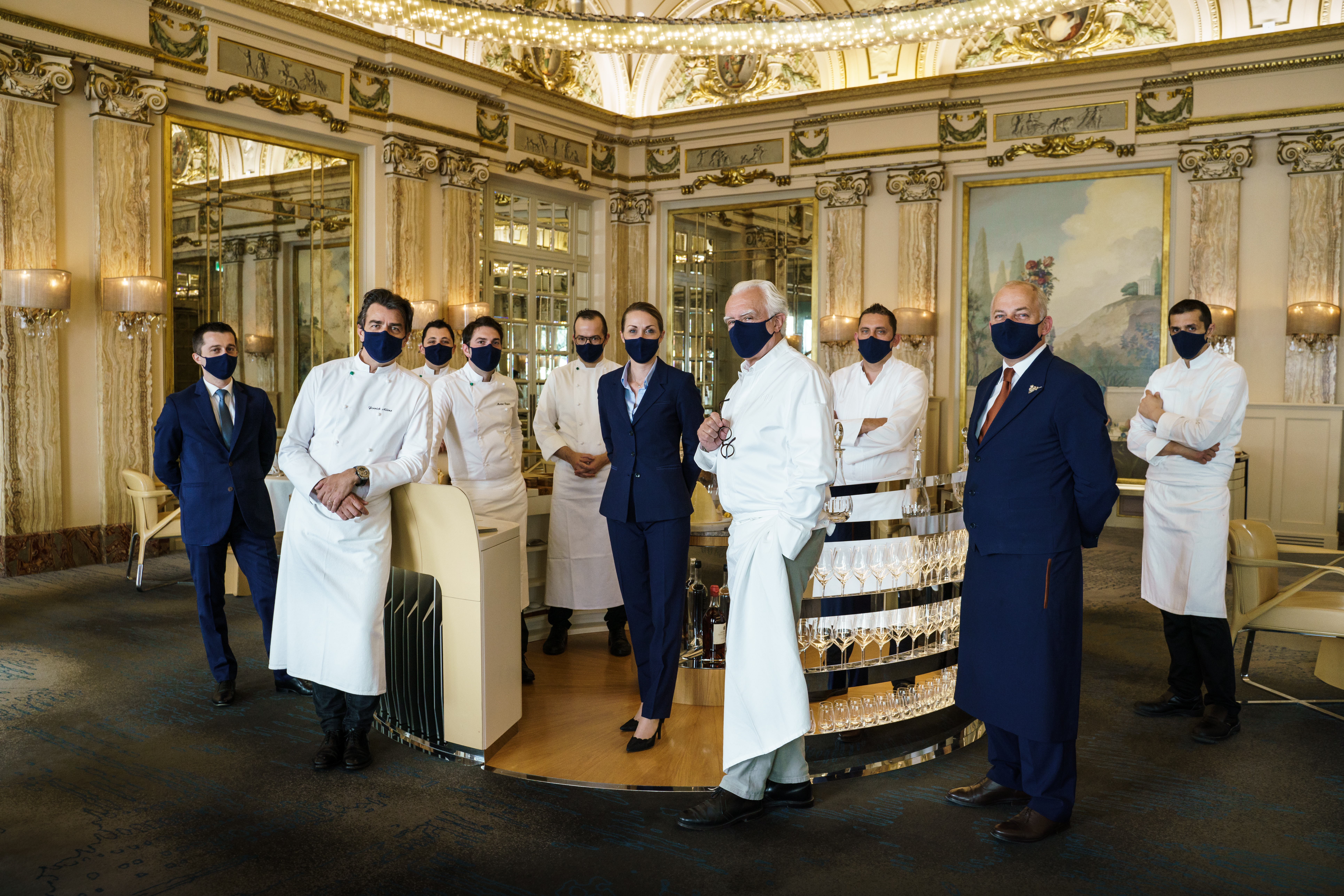 Les chefs Alain Ducasse - Yannick Alléno et leurs équipes ©k.tchobanian